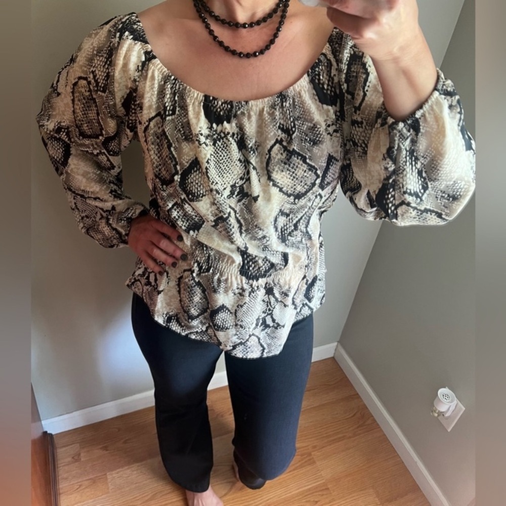 Rue 21 Snake/Python Print Womens Scooped Necked T… - image 5